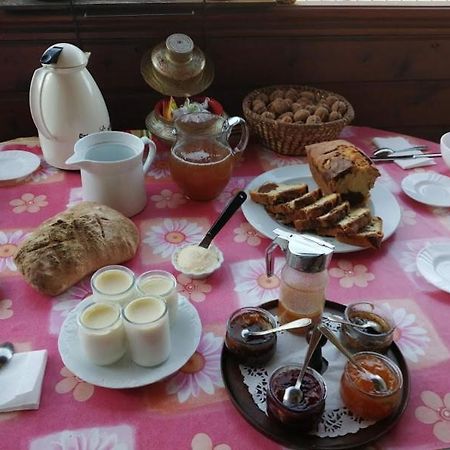 Saint-Chamant Le Fidele Bed & Breakfast エクステリア 写真