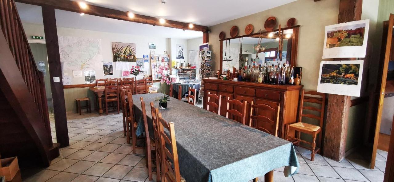Saint-Chamant Le Fidele Bed & Breakfast エクステリア 写真