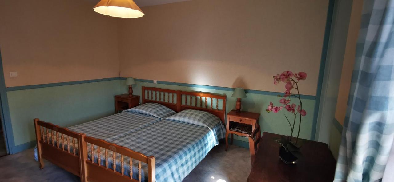Saint-Chamant Le Fidele Bed & Breakfast エクステリア 写真