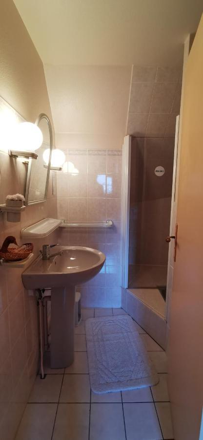 Saint-Chamant Le Fidele Bed & Breakfast エクステリア 写真